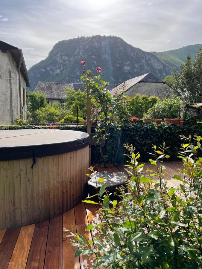 شقة Le Monrepos Avec Jacuzzi Nordique Bielle المظهر الخارجي الصورة